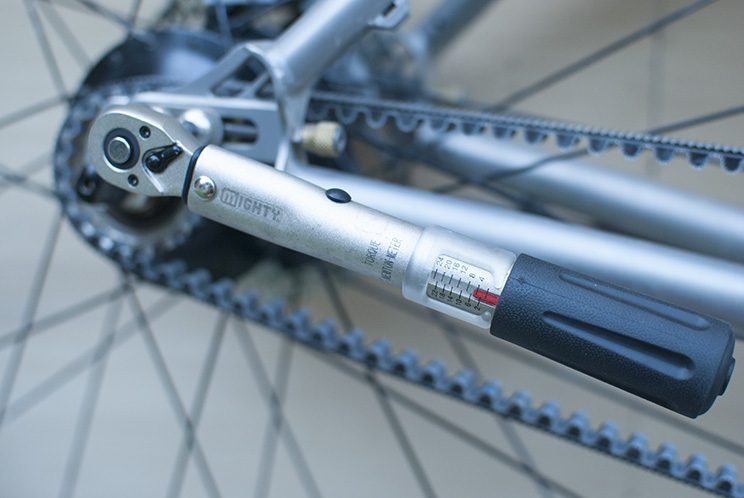 Shimano-MTB - PRO - LLAVE DINAMOMÉTRICA La llave dinamométrica PRO  garantiza que nunca vuelva a apretar demasiado una abrazadera o un perno,  logrando realizar un mantenimiento adecuado a tu bicicleta.  #SHIMANO100years #SHIMANO100WORKS #